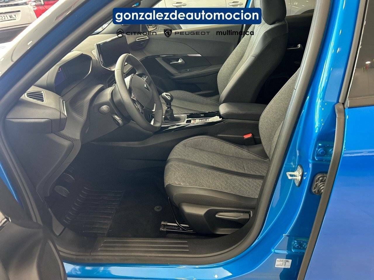 Peugeot 2008   Puretech 100 S&S 6 Vel. MAN Allure 15