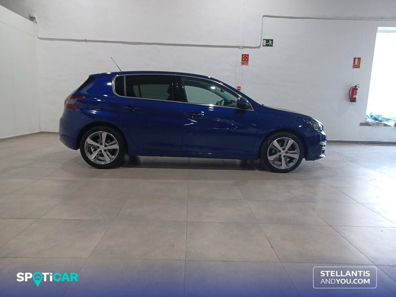 Peugeot 308  5p  1.2 PureTech 96KW (130CV) S&S Allure 7