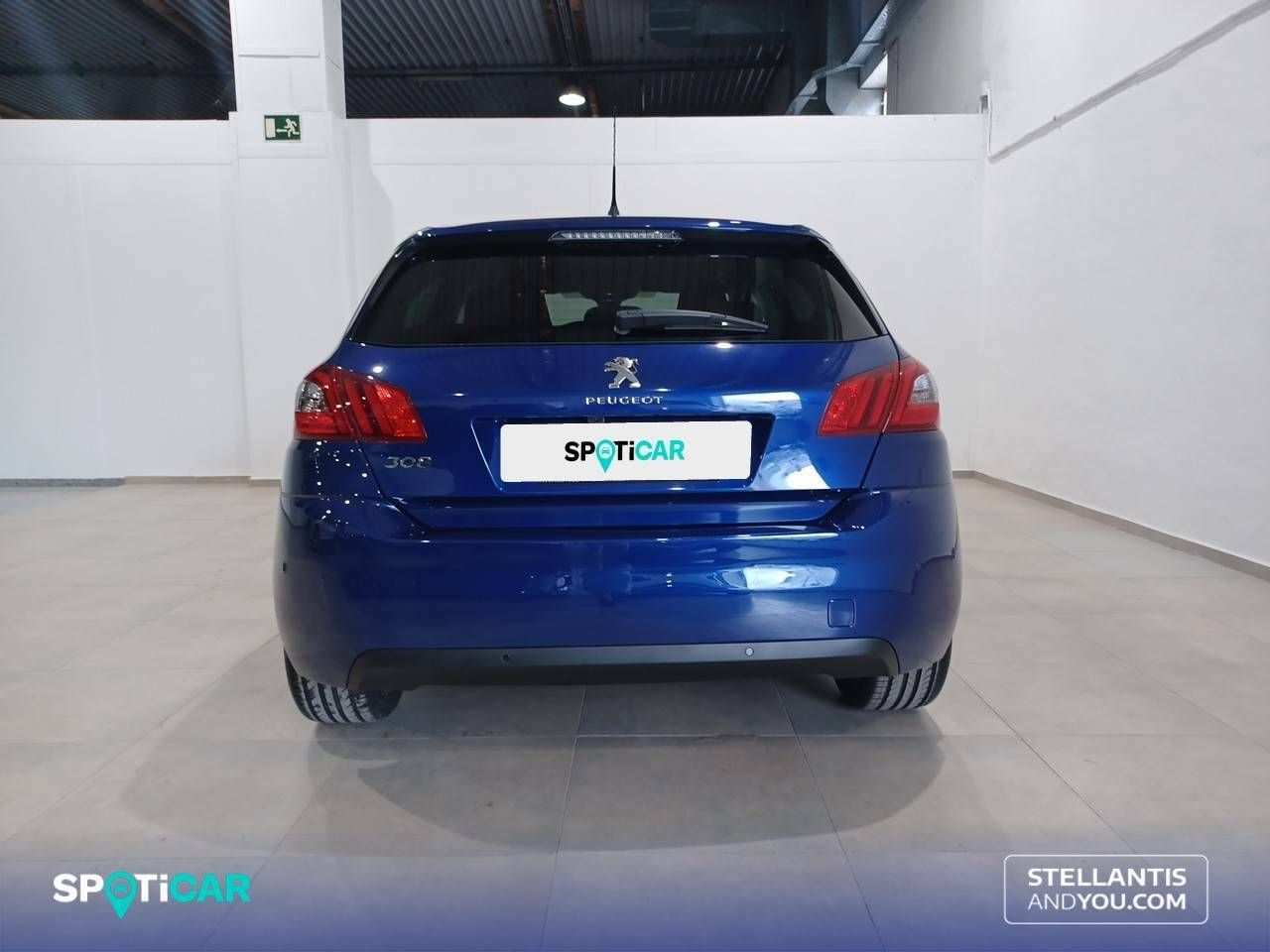Peugeot 308  5p  1.2 PureTech 96KW (130CV) S&S Allure 9