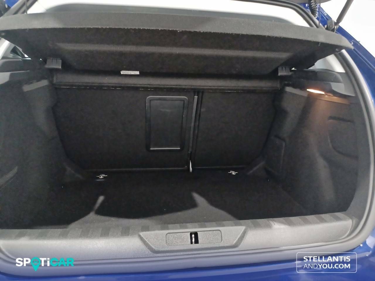 Peugeot 308  5p  1.2 PureTech 96KW (130CV) S&S Allure 11