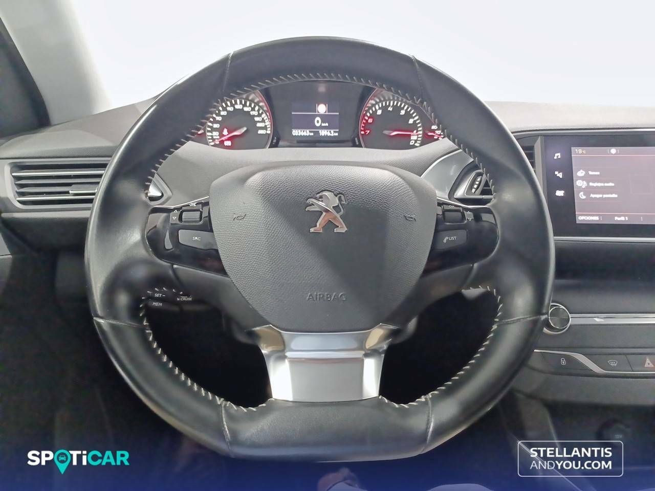 Peugeot 308  5p  1.2 PureTech 96KW (130CV) S&S Allure 22