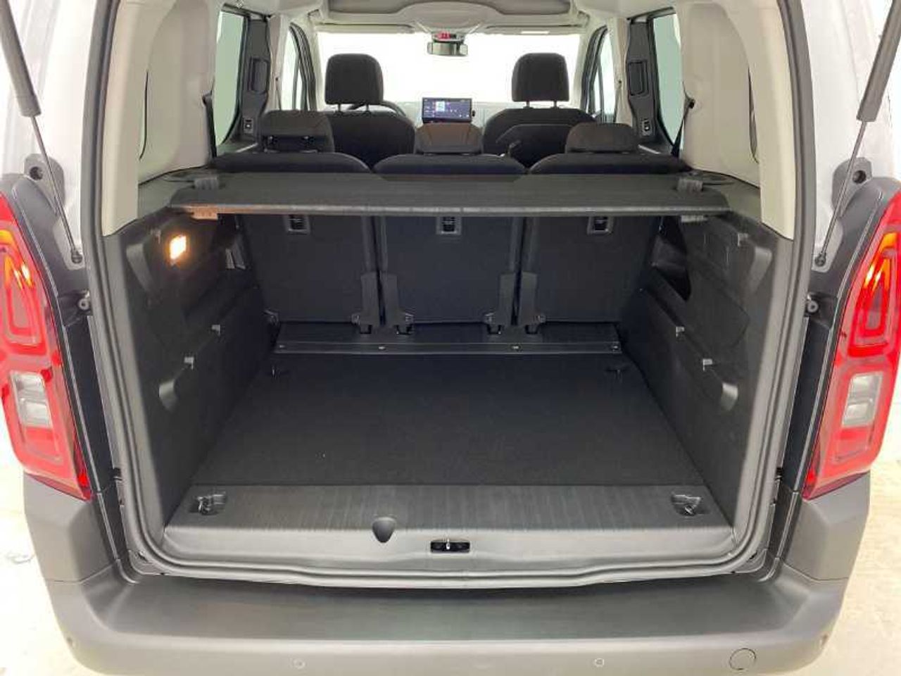 Citroën Berlingo Nuevo  Talla M BlueHDi 100 S&S 6v PLUS M1 18