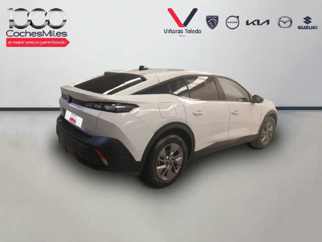 Peugeot 408 Nuevo  Allure HYBRID 136 eDCS6 13