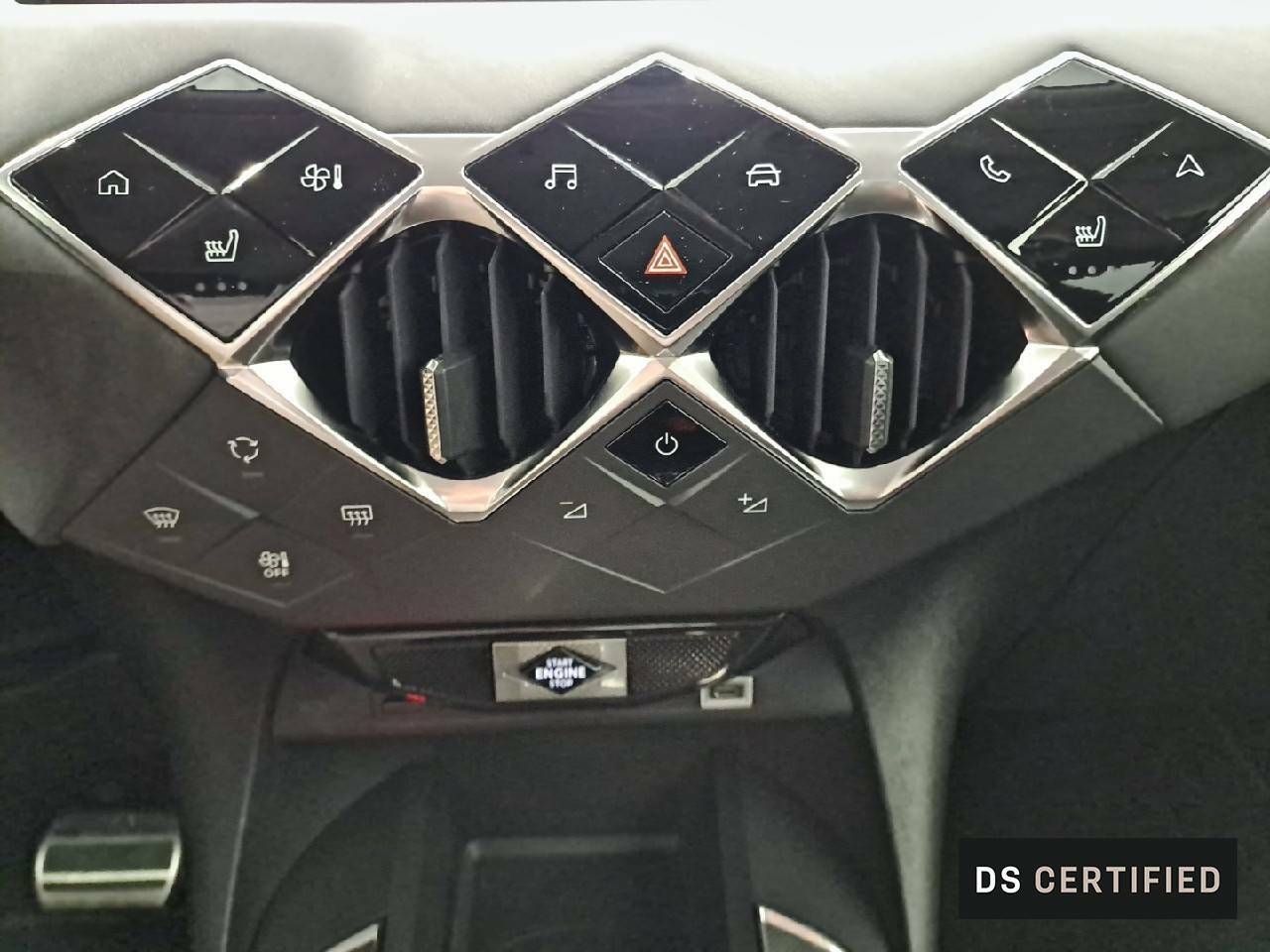 DS DS 3  E-Tense Opera 28