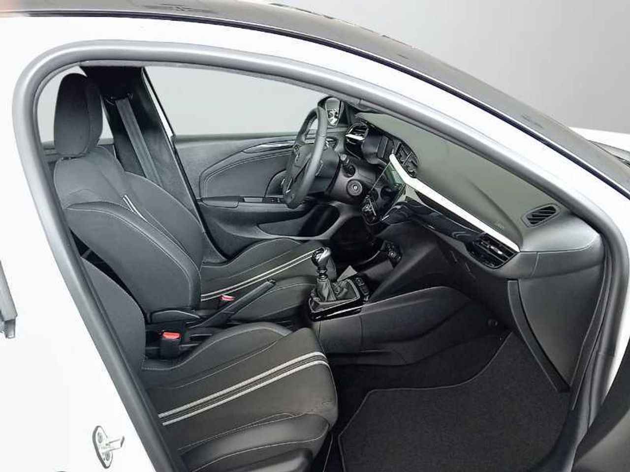 Opel Corsa Nuevo  GS 1.2T XHL MT6 S.S 100 CV (74kW) 13
