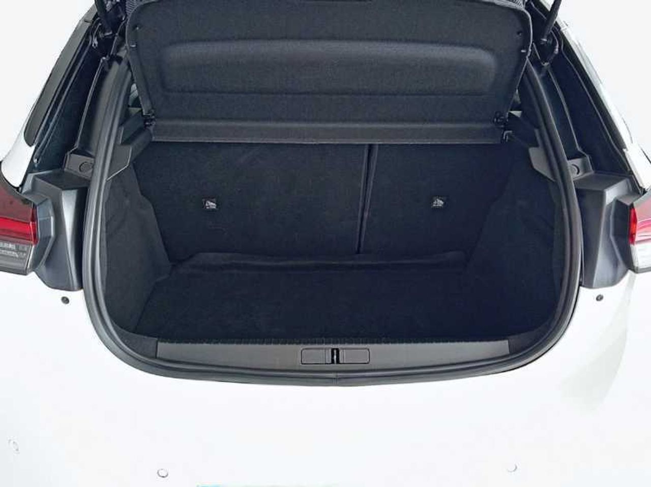Opel Corsa Nuevo  GS 1.2T XHL MT6 S.S 100 CV (74kW) 17