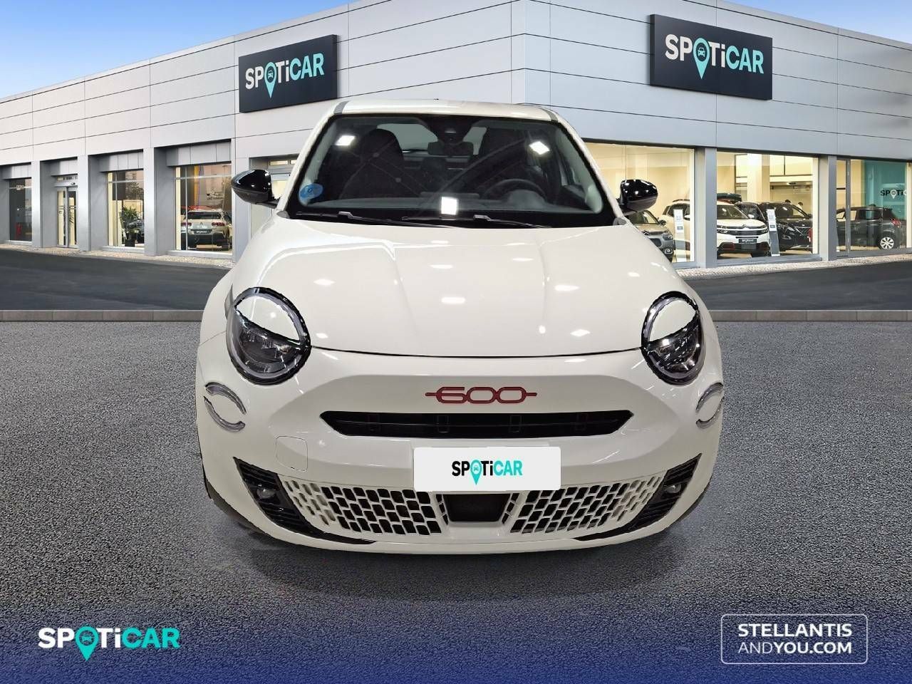 Fiat 600  600e  54kwh 115kw (156cv) RED 3