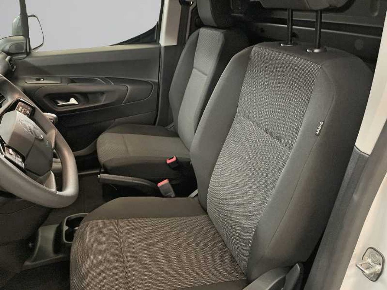 Citroën Berlingo Nuevo  VAN FURGON ESTÁNDAR Talla XL BlueHDi 100 S&S 2 PLAZAS 17
