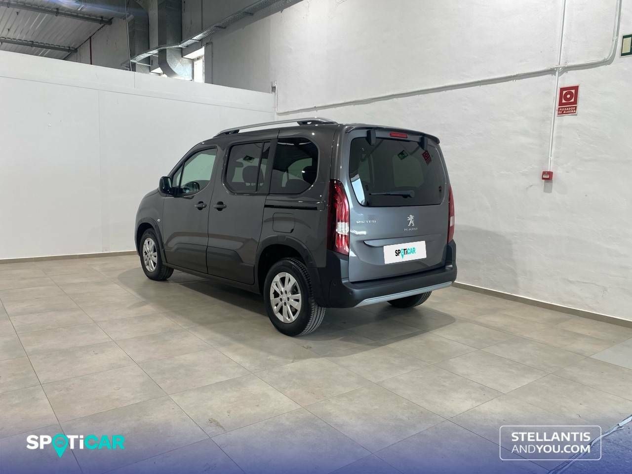 Peugeot Rifter   Standard BlueHDi 96kW Allure Pack 13
