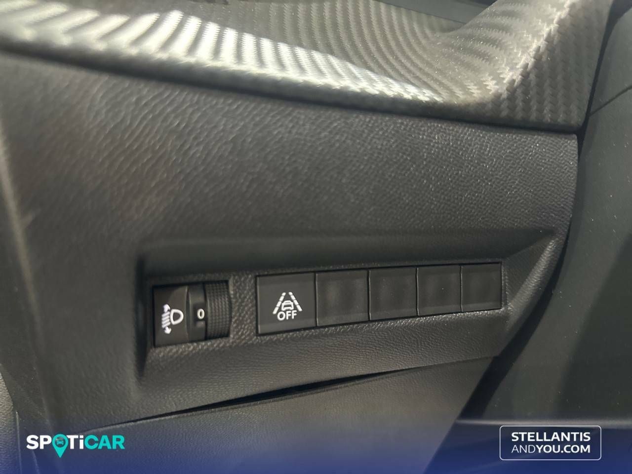 Peugeot 208  PureTech 73kW (100CV) Active Pack 28