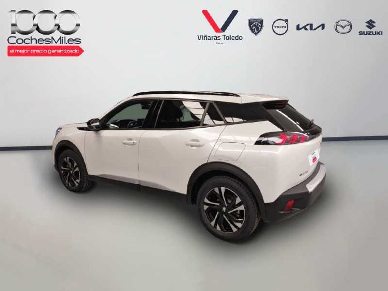 Peugeot 2008 SUV  Allure Pack Eléctrico 136 (100 Kw)   3
