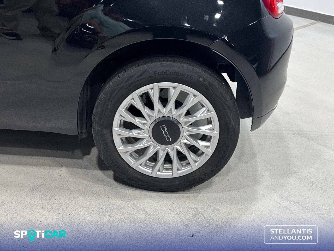 Fiat 500   1.0 Hybrid 51KW (70 CV) Club 18