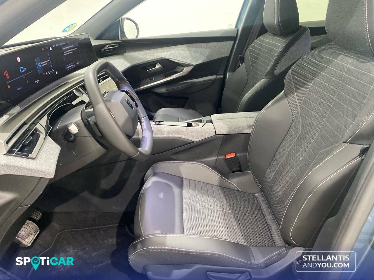 Peugeot 3008  1.2 100KW  eDCS6 Allure 15