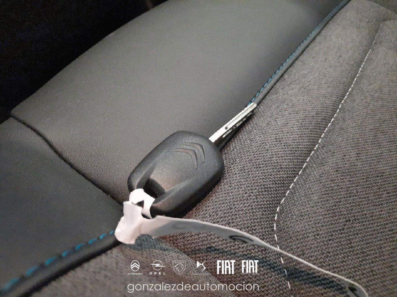 Citroën C4 PLUS PureTech 130 26