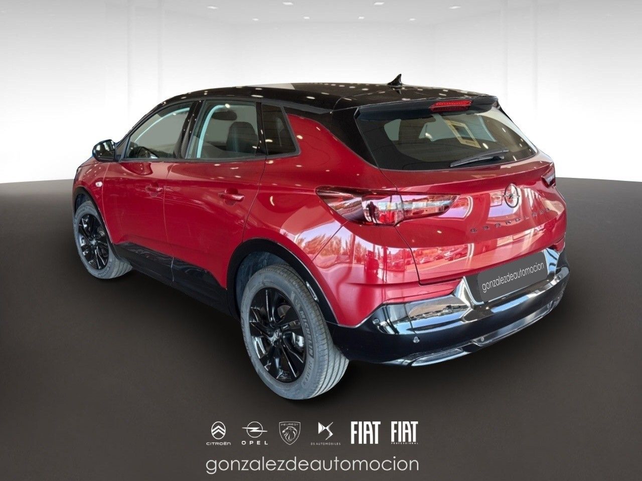 Opel Grandland GS 1.2T XHT 130 CV 13