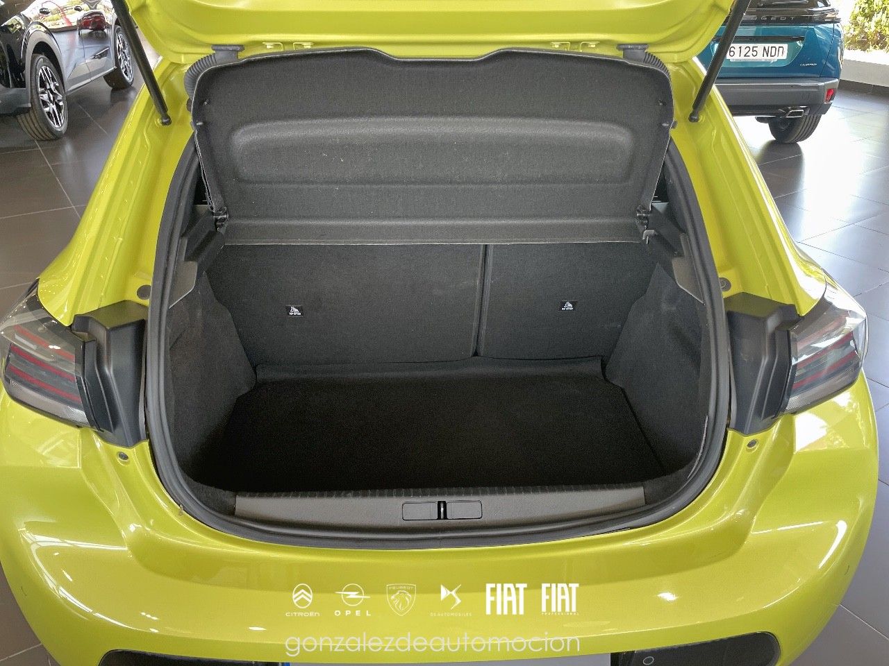 Peugeot 208 ALLURE Puretech 100 11