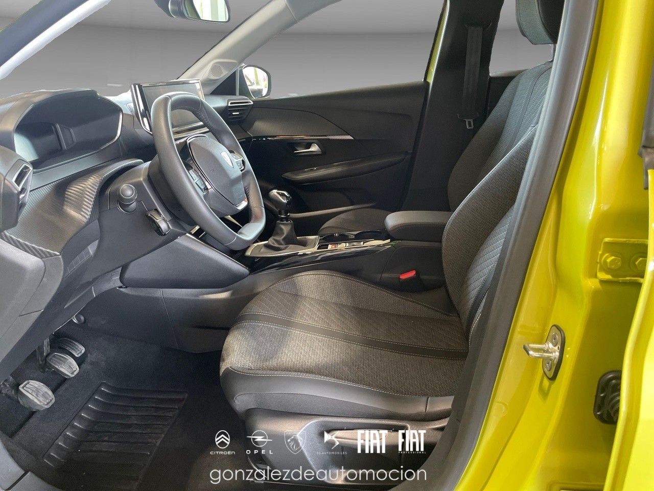 Peugeot 208 ALLURE Puretech 100 15