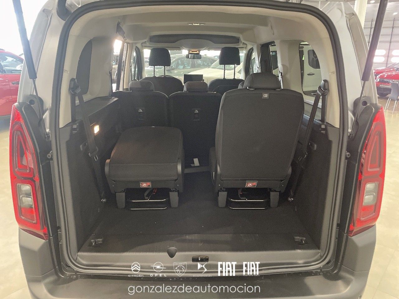Citroën Berlingo PLUS Talla XL BlueHDi 130 EAT8 7 PLAZAS 11