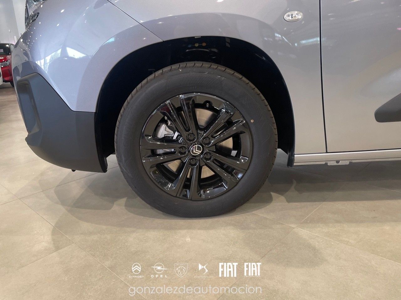 Citroën Berlingo PLUS Talla XL BlueHDi 130 EAT8 7 PLAZAS 18