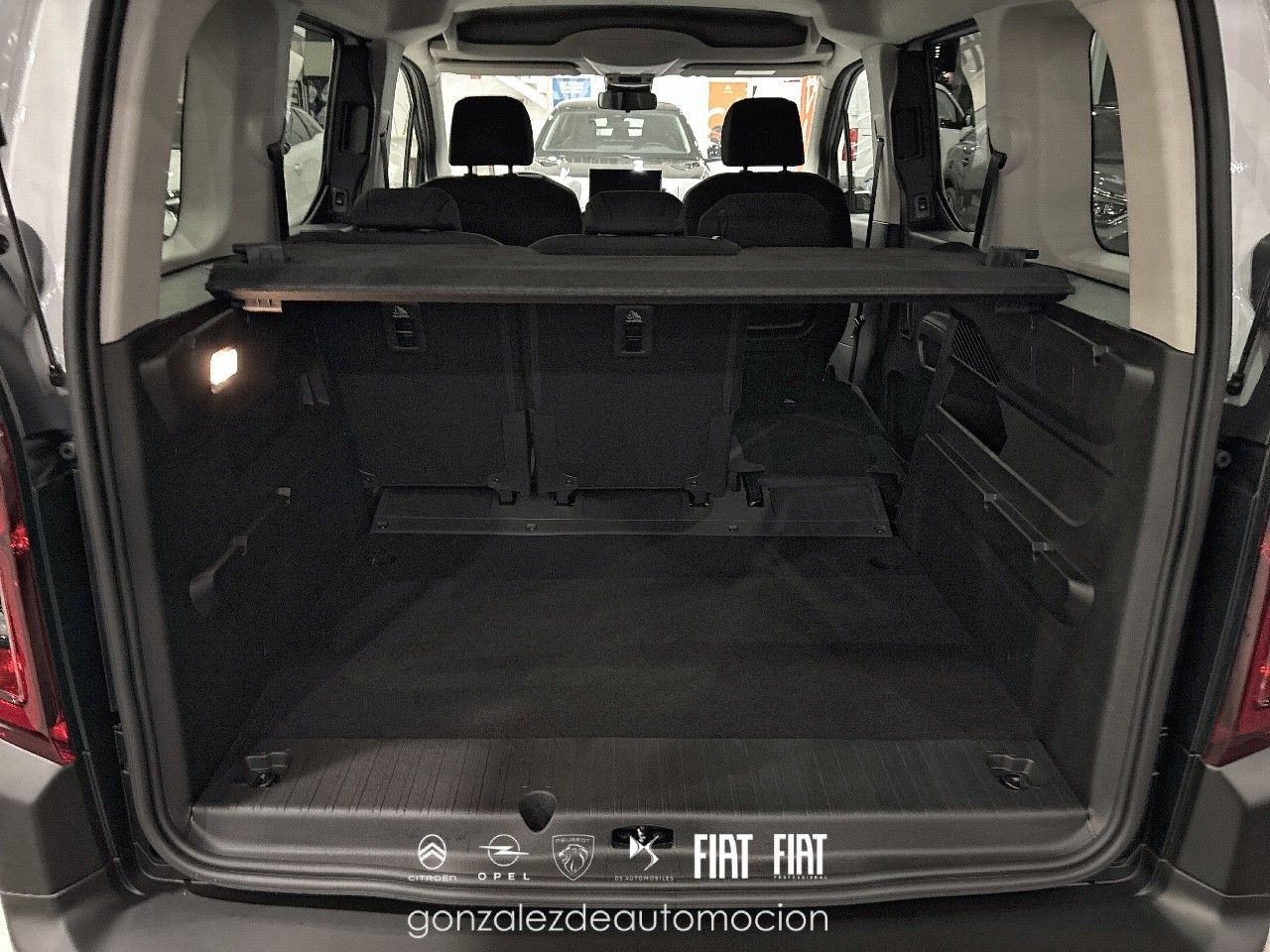 Citroën Berlingo PLUS Talla M BlueHDi 100 11