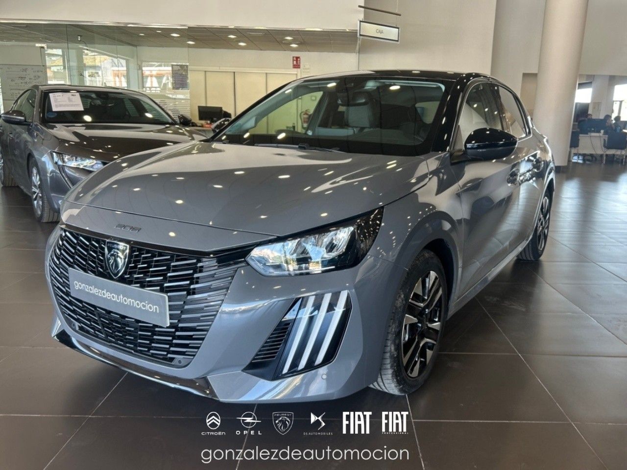 Peugeot 208   Puretech 100 Allure 26