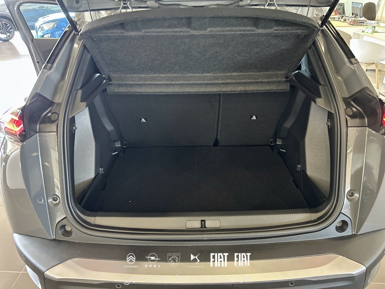 Peugeot 2008  N2008  Hybrid 145 eDCS6 Allure 11