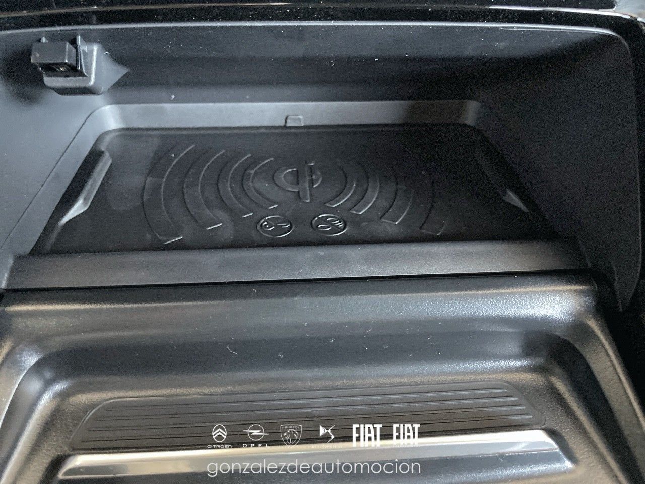 Peugeot 2008 N2008 Hybrid 145 eDCS6 Allure 22