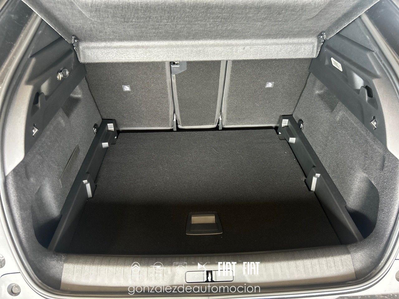 Peugeot 3008  1.2 107KW  eDCS6 Allure 11