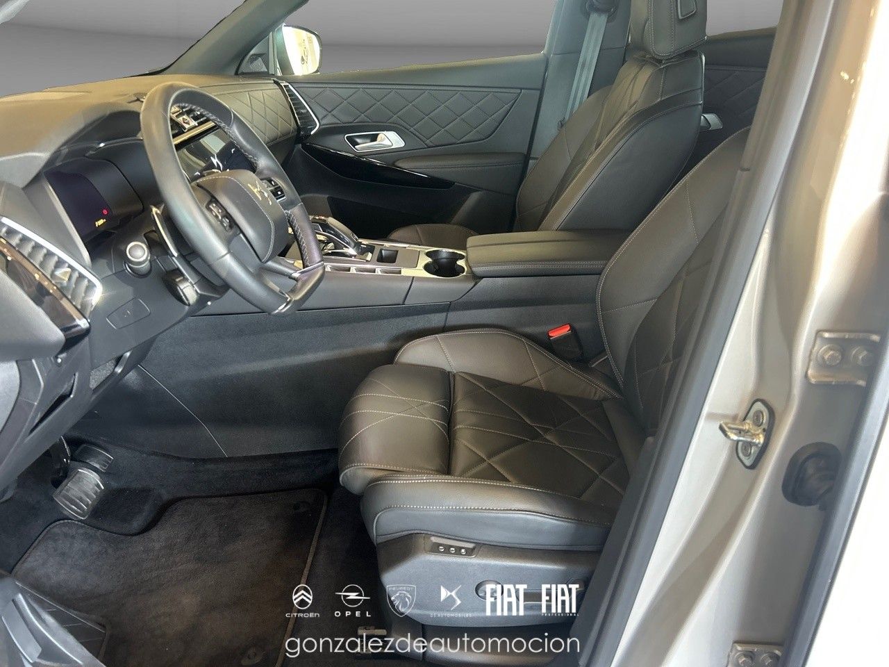 DS DS 7 BlueHDi 130 Automático RIVOLI 15