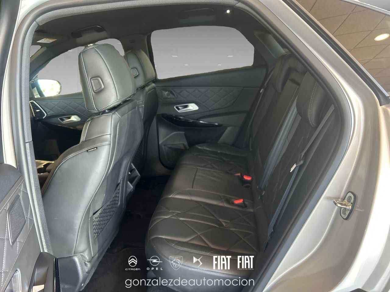 DS DS 7 BlueHDi 130 Automático RIVOLI 17