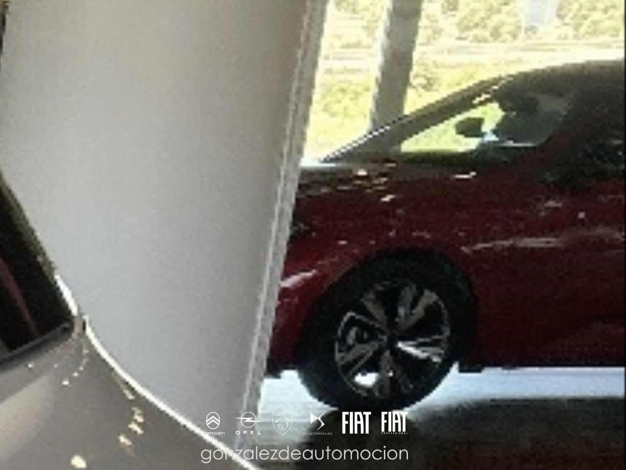 DS DS 7 BlueHDi 130 Automático RIVOLI 22