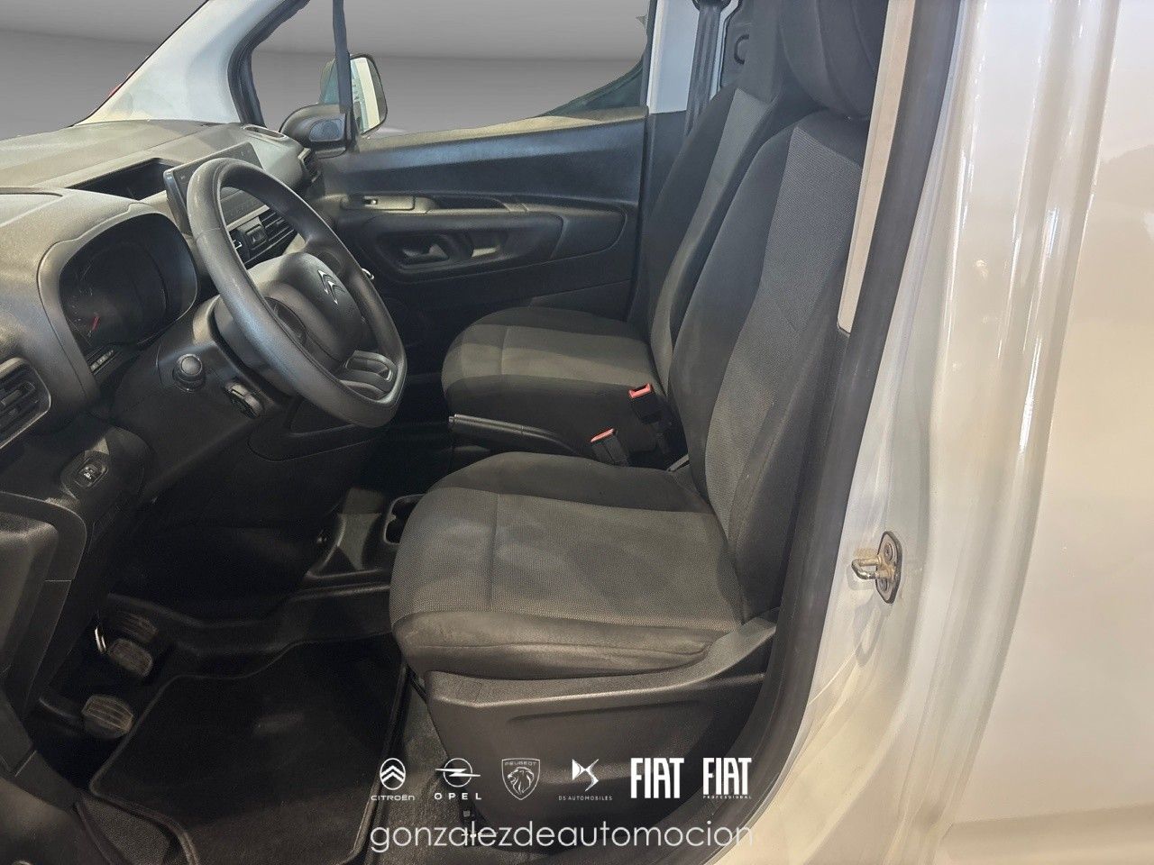 Citroën Berlingo Talla M BlueHDi 100 Control 15