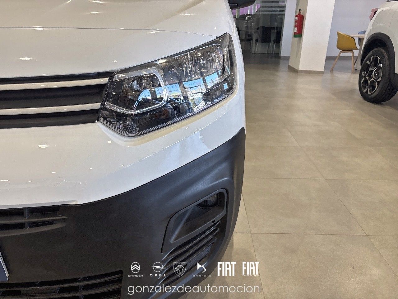 Citroën Berlingo Talla M BlueHDi 100 Control 22