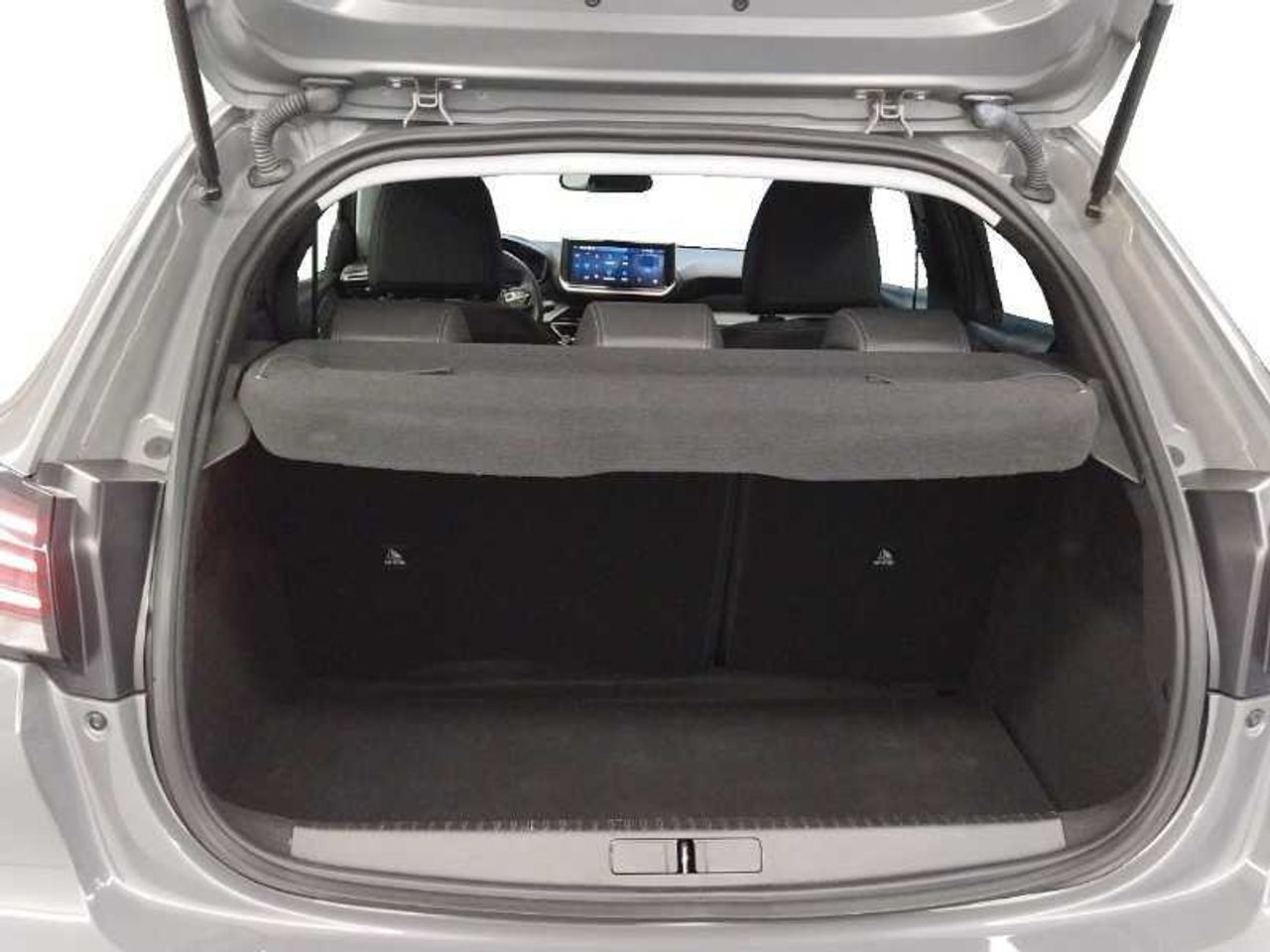 Peugeot 208 Nuevo  5P Allure Gasolina 100 S&S 6 Vel. MAN 18