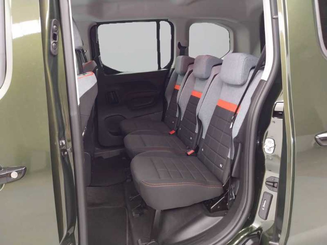 Citroën Berlingo Nuevo  Talla M BlueHDi 100 S&S 6v MAX M1 18