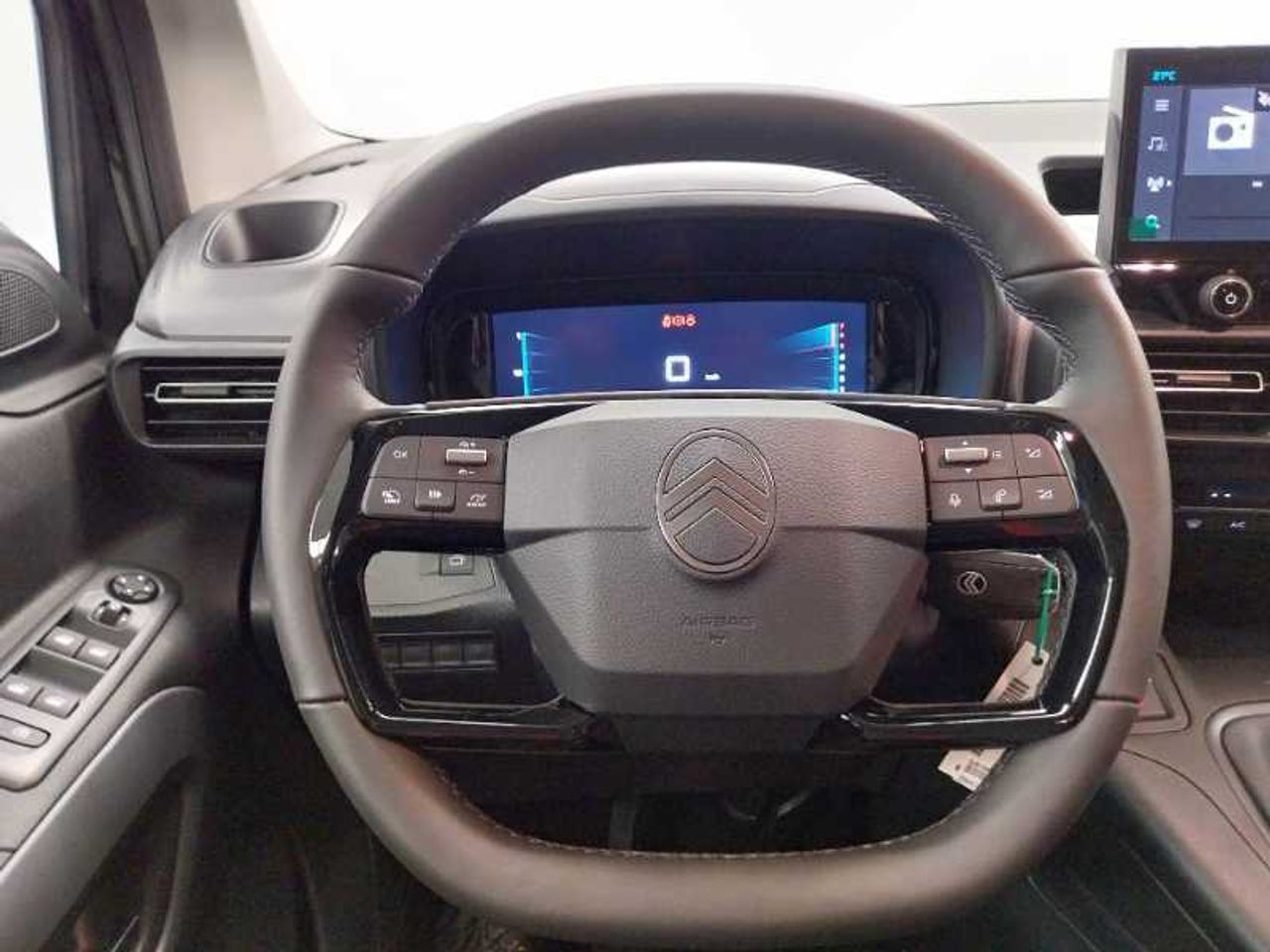 Citroën Berlingo Nuevo  Talla M BlueHDi 100 S&S 6v MAX M1 22