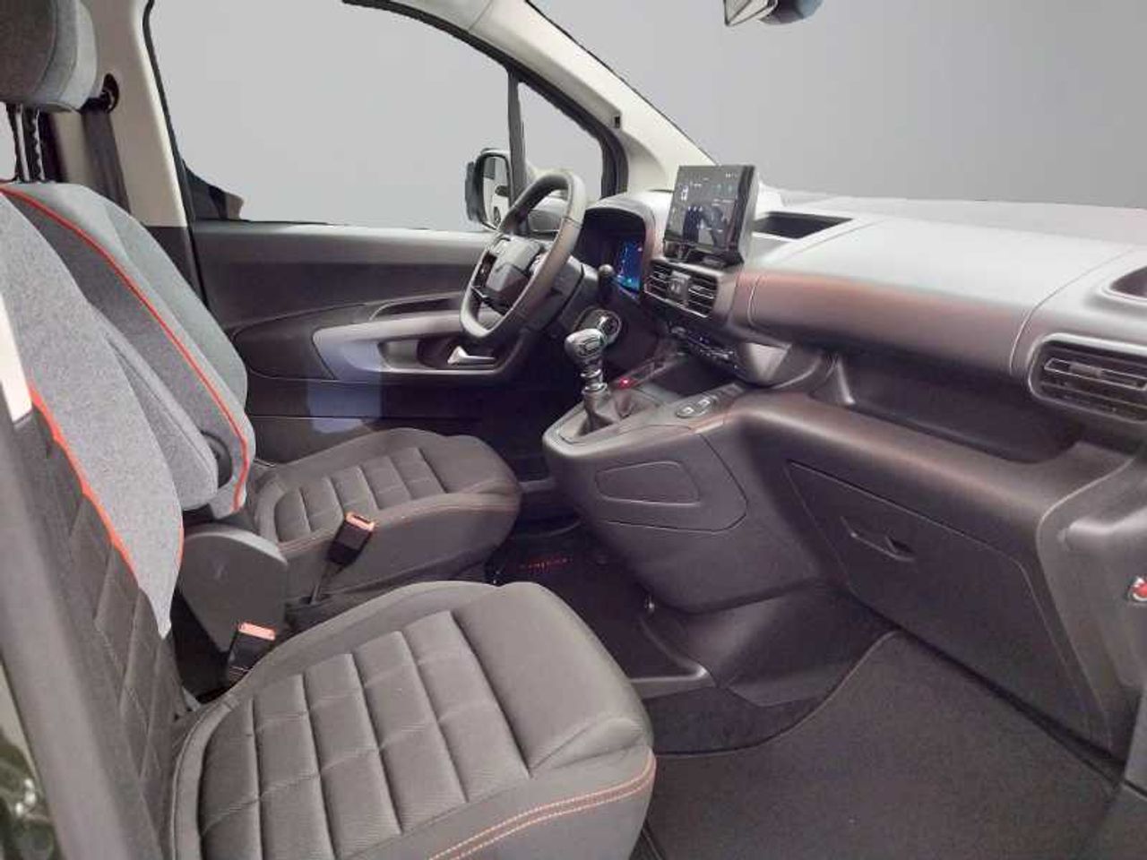 Citroën Berlingo Nuevo  Talla M BlueHDi 100 S&S 6v MAX M1 28