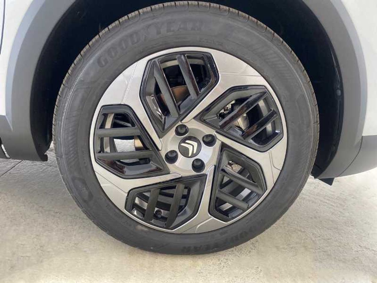 Citroën C4 Hybrid 136 ë-DSC6 PLUS (solo stock) 24