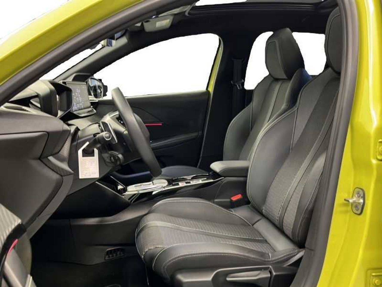 Peugeot 208 N 5P GT HYBRID 136 eDCS6 15