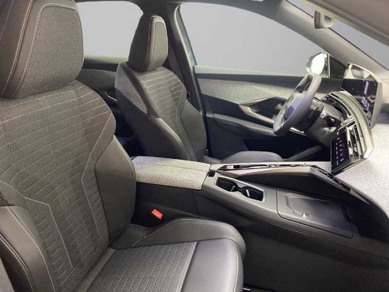 Peugeot 3008 Hybrid Nuevo 3008 Allure HYBRID 145 e-DCS6 13