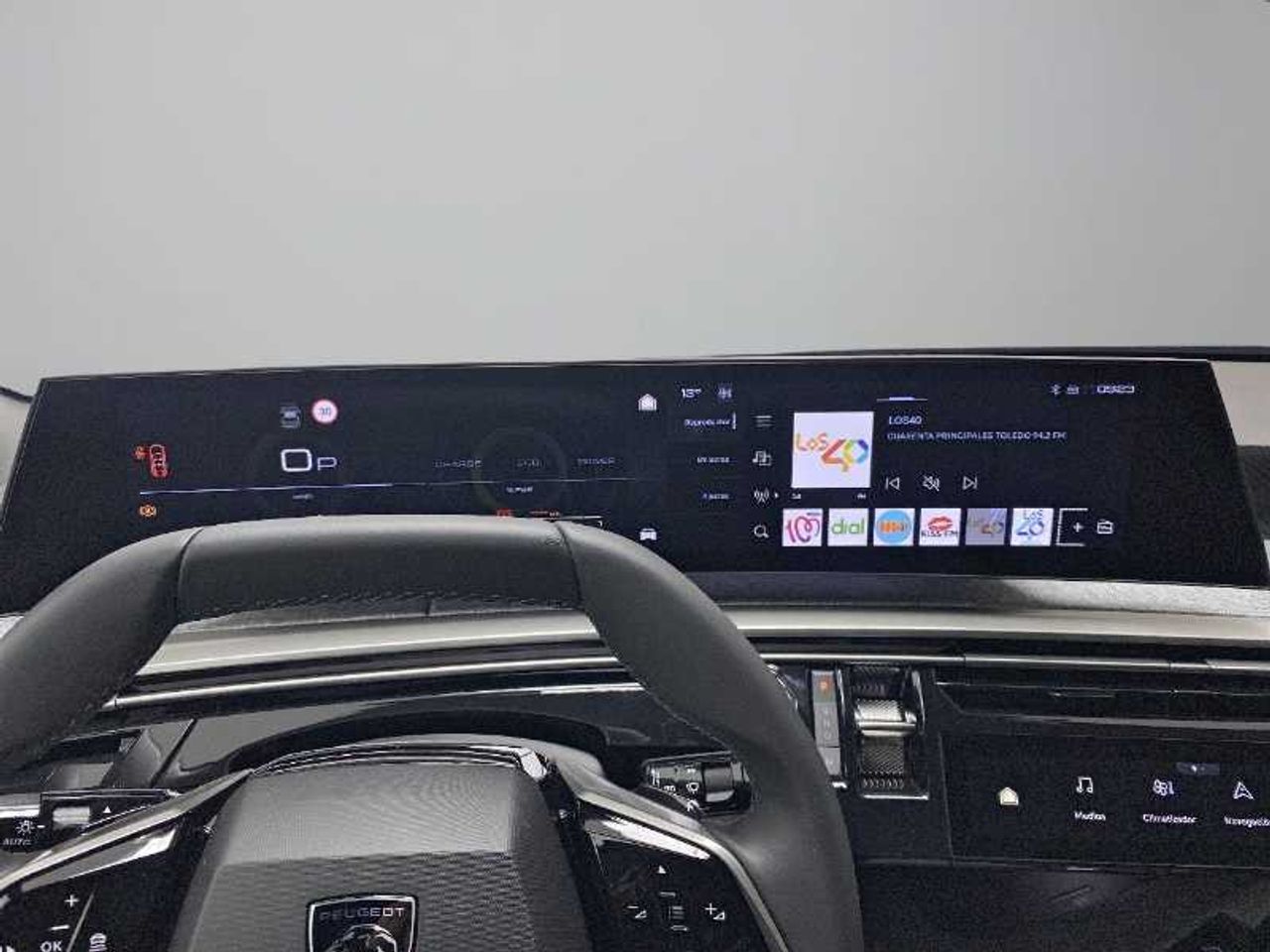 Peugeot 3008 Hybrid Nuevo 3008 Allure HYBRID 145 e-DCS6 24