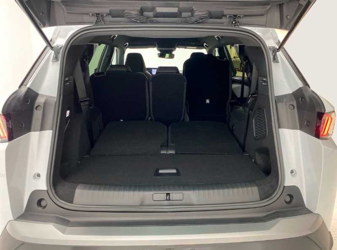 Peugeot 5008 Nuevo 5008 Allure HYBRID 145 eDCS6 28