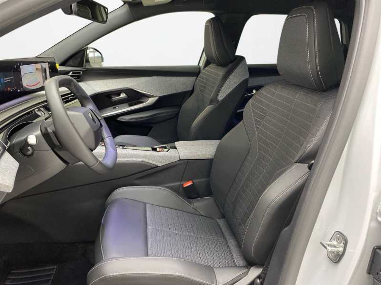 Peugeot 5008 Nuevo 5008 Allure HYBRID 145 eDCS6 15