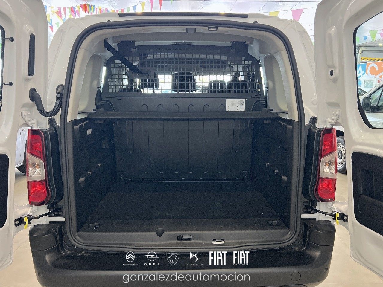 Citroën Berlingo YOU Talla M BlueHDi 100 N1 11