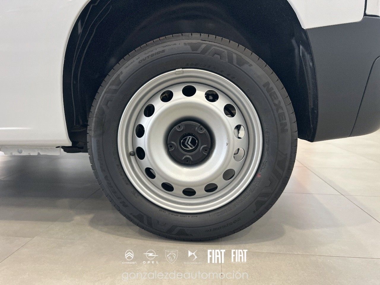 Citroën Berlingo YOU Talla M BlueHDi 100 N1 18