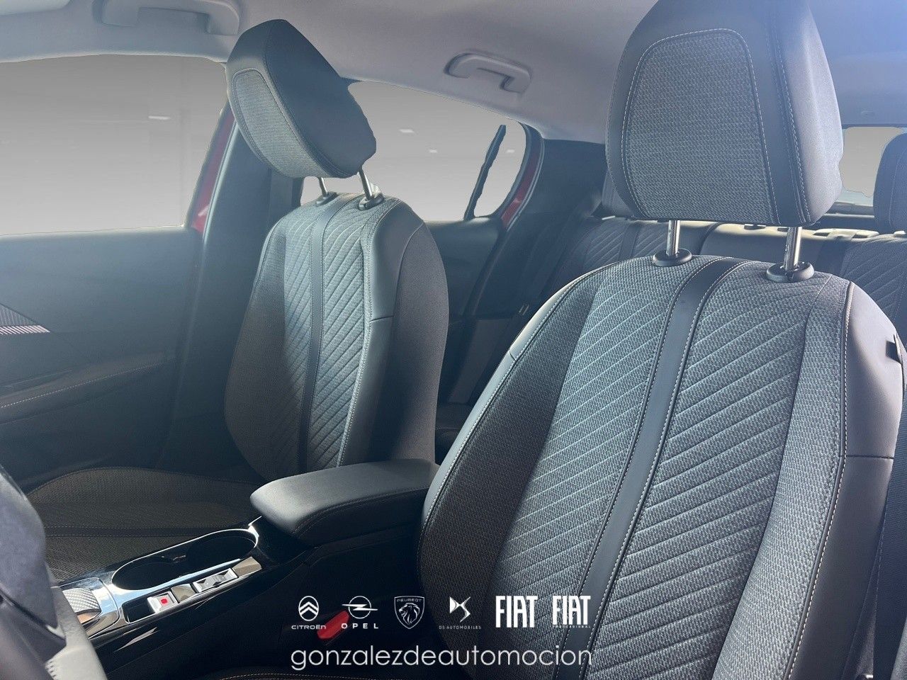 Peugeot 208 ALLURE HYBRID 110 ë-DCS6 15