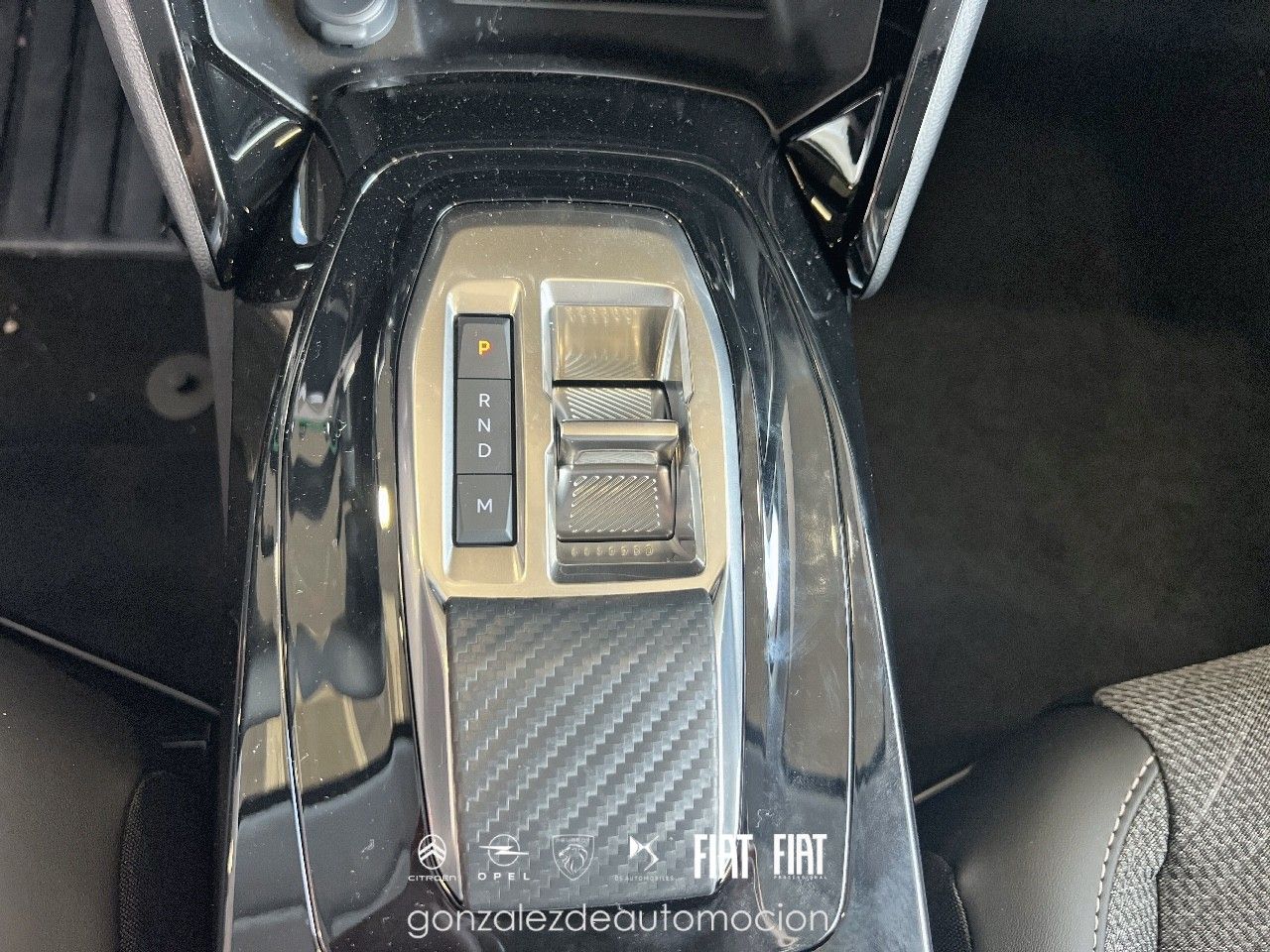 Peugeot 208 ALLURE HYBRID 110 ë-DCS6 20