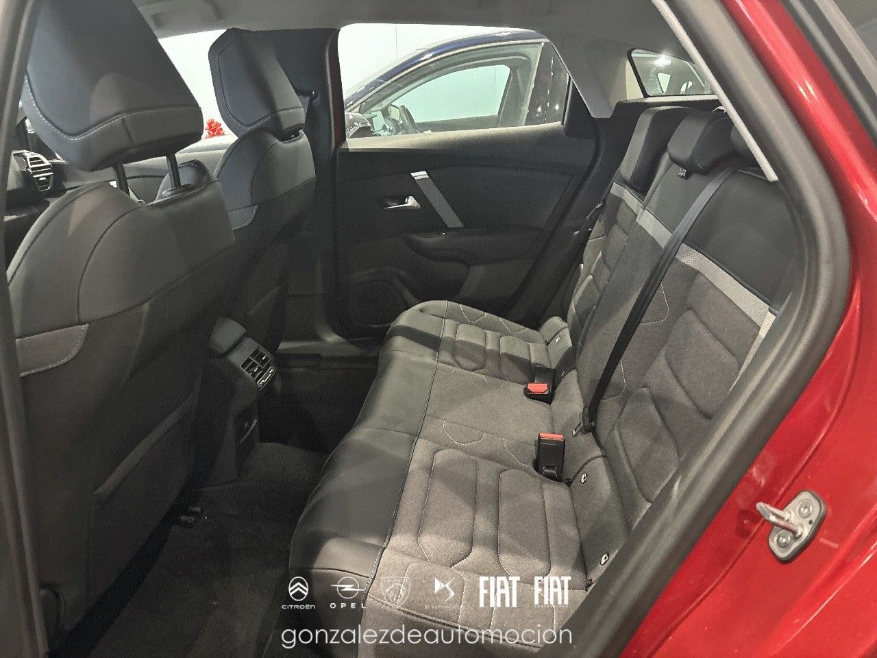 Citroën C4 PLUS PureTech 130 17