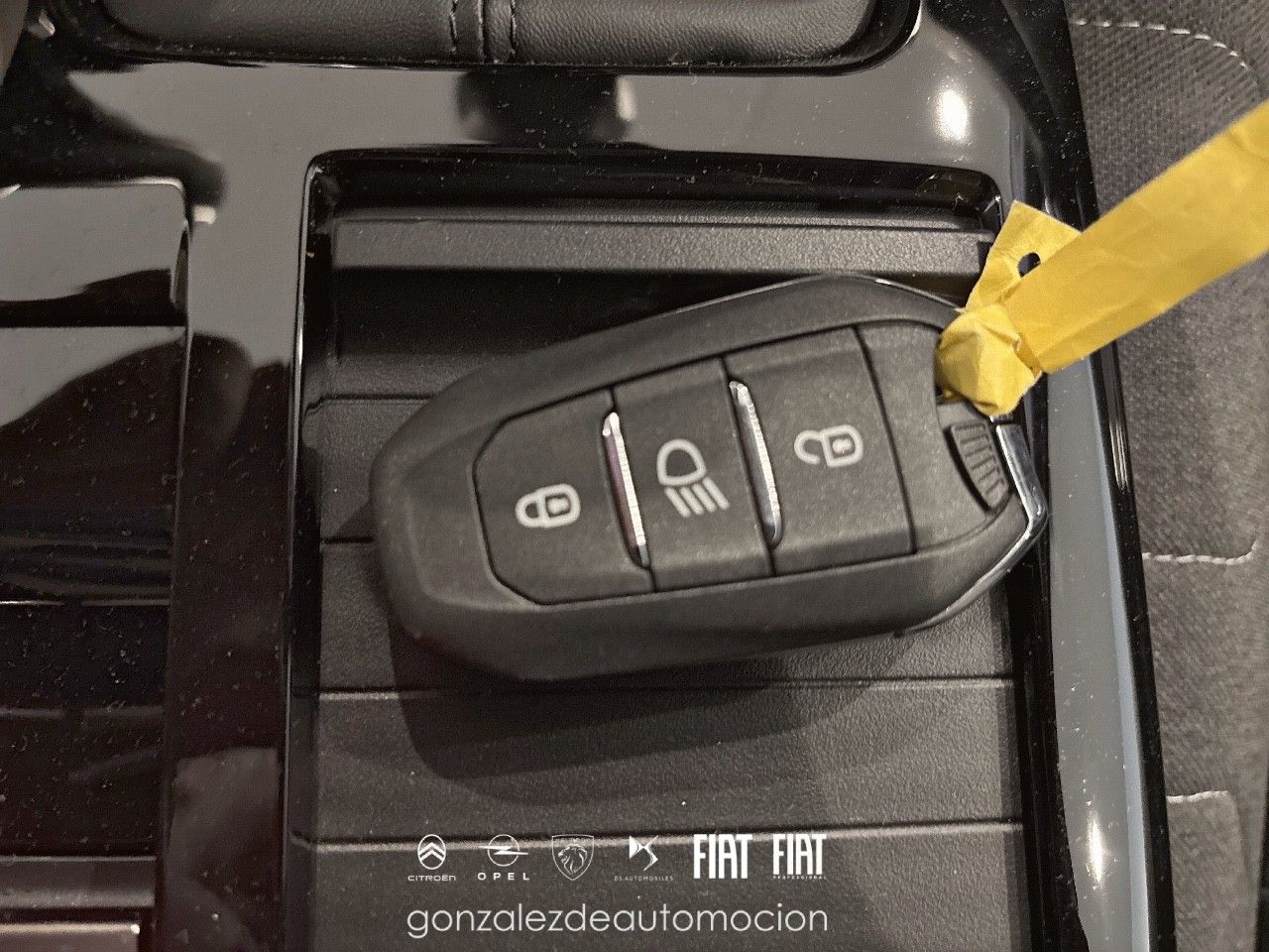 Citroën C4 PLUS PureTech 130 26