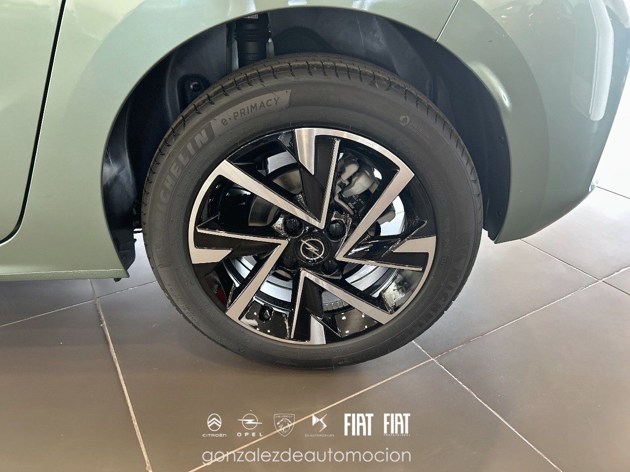 Opel Corsa Hybrid 1.2 74 kW (100 CV) Yes 18